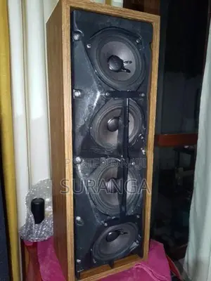 Bose 402-W Speaker