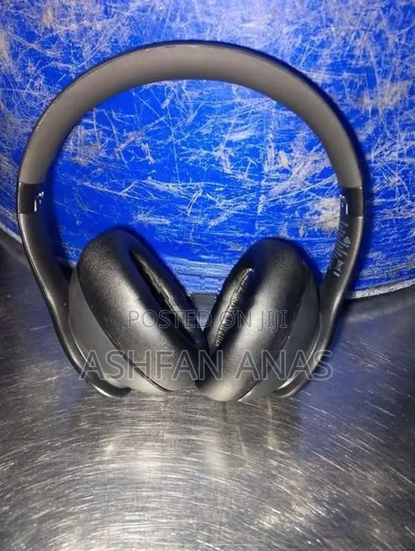 Headphone
