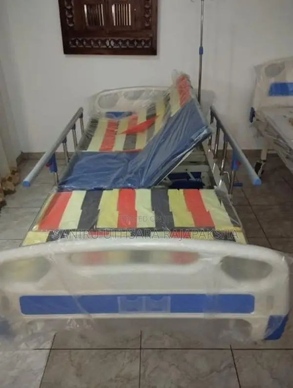 Four Function Hospital Beds with Sanitary