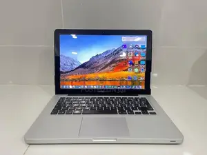 Applw Macbook Pro (2011)