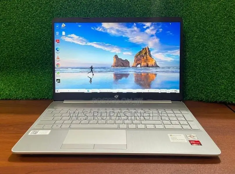 Hp AMD Athlon Silver Laptop