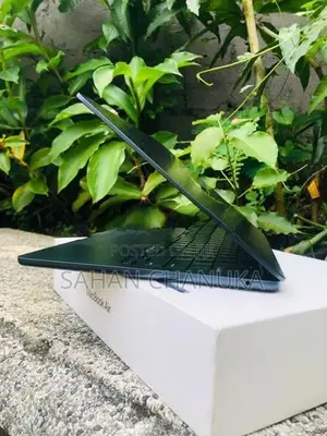 Apple Macbook M2 Air 256/8GB