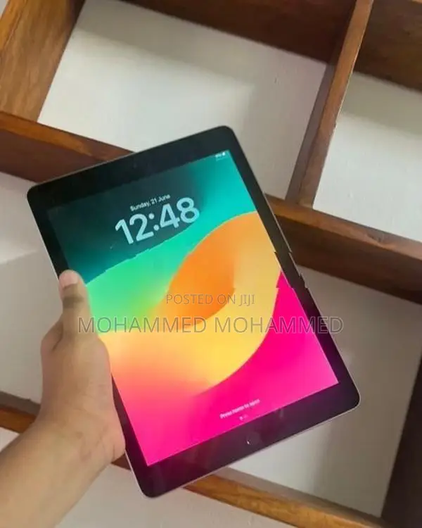 Apple iPad 6th Generation 128GB