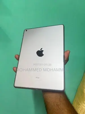 Apple iPad 6th Generation 128GB