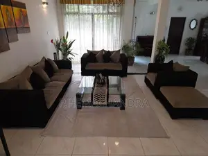 Sofa set