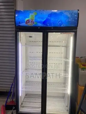 Two Door Bottle Cooler 1000L