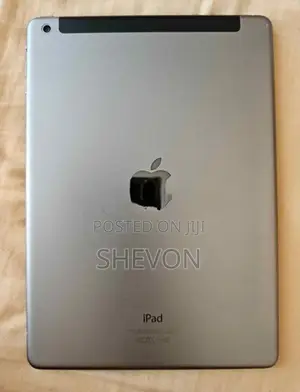 Apple iPad Air 1st Gen 32GB