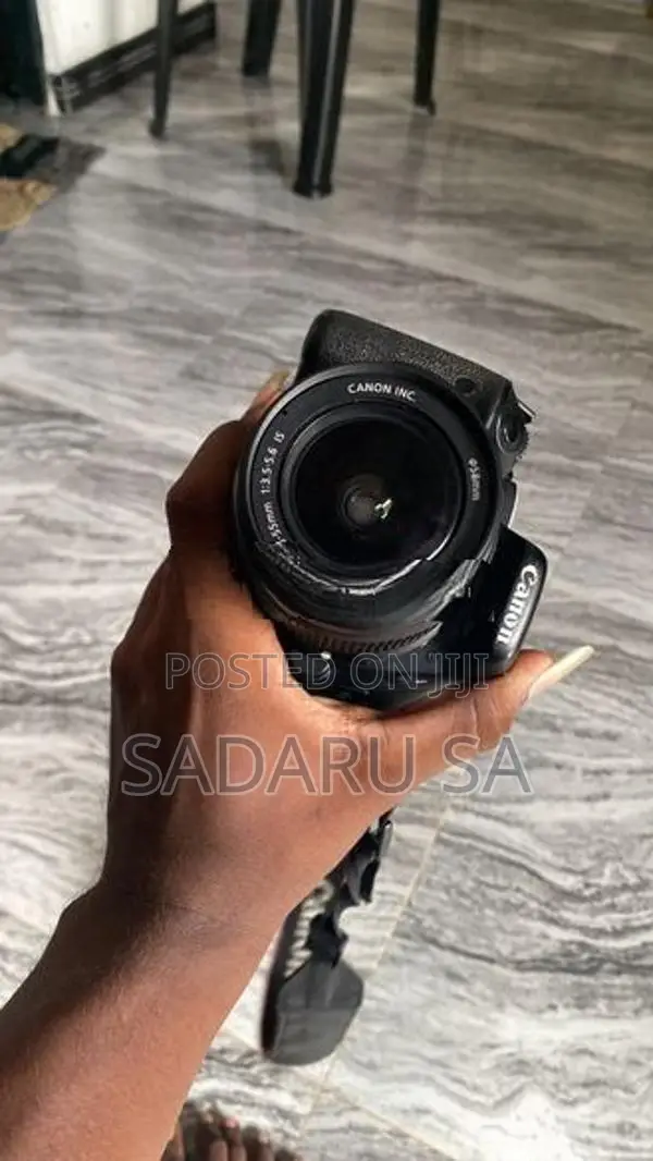 Canon 600D Camera