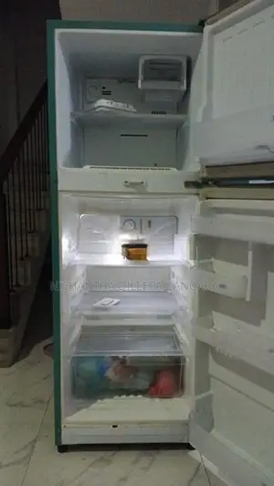 Sisil Refrigerator