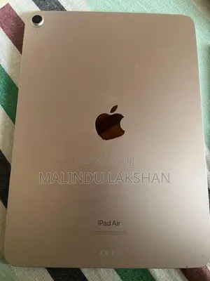 Apple IPad Air 5 (2022) Used