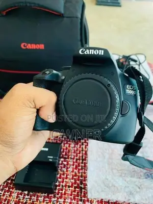 Canon 1500D Camera