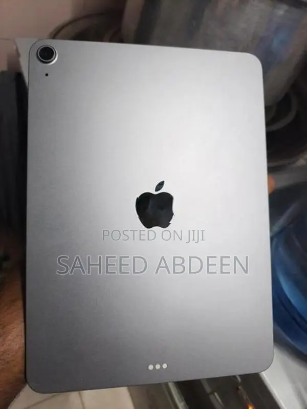 iPad AIR M4 256/12 RAM