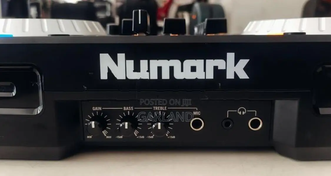 NUMARK Mixdeck Express USB/PC DJ Player-Japan