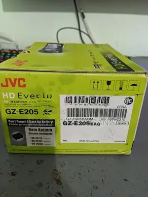 JVC GZ-E205BAG Camera Set
