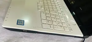 NEC Lavie NS700/E