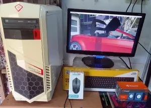 Core i5 3 rd 3470 3.30 Ghz / 19" Led Screen with Full Set