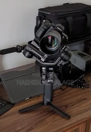DJI RS4 Gimbal Stabilizer