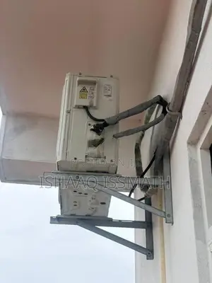 Royal Split A/C 12000BTU