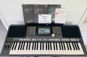 Yamaha PSR S970 Keyboard