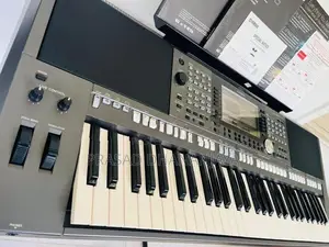 Yamaha PSR S970 Keyboard