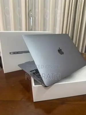 Apple Macbok M1