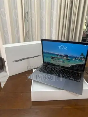 Apple Macbok M1