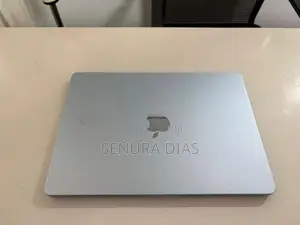 Apple MacBook Air M4 Chip 13 Inch 16GB / 256GB