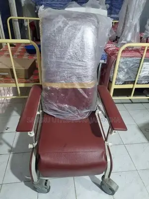 Comfortable Elderly Care Supporting Transfer Chair