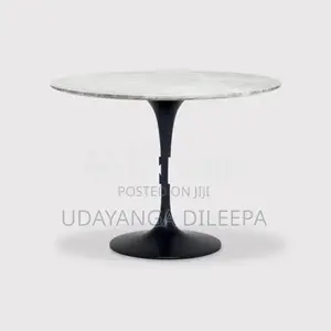 Round Table