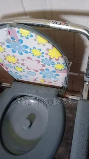 Softa Commode Chair
