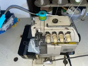 Siruba Overlock 5 Thread Machine