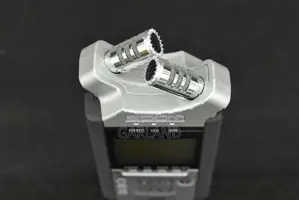 ZOOM H4n 4-track digital audio recorder-Japan
