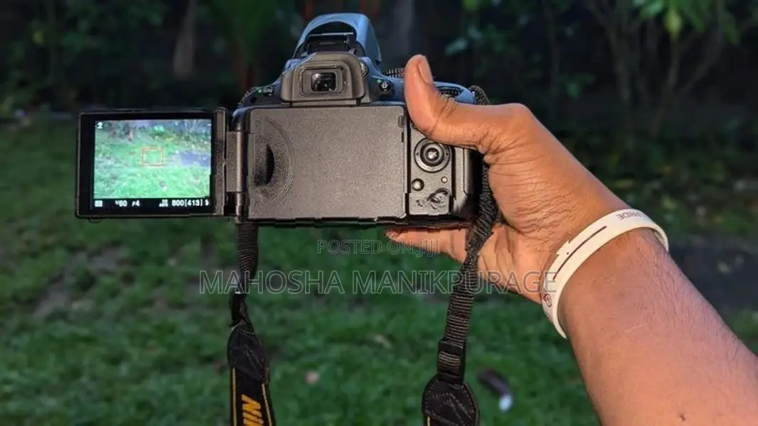 Nikon D5100 Camera
