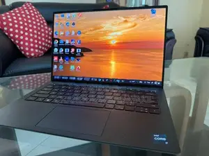 Dell Precision 5470 Laptop