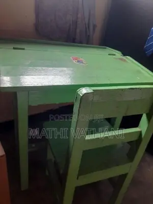 kids study table with chair