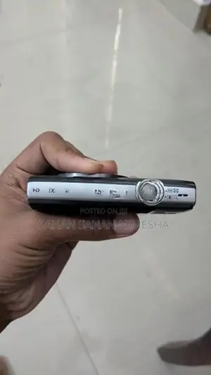 canon IXUS 160