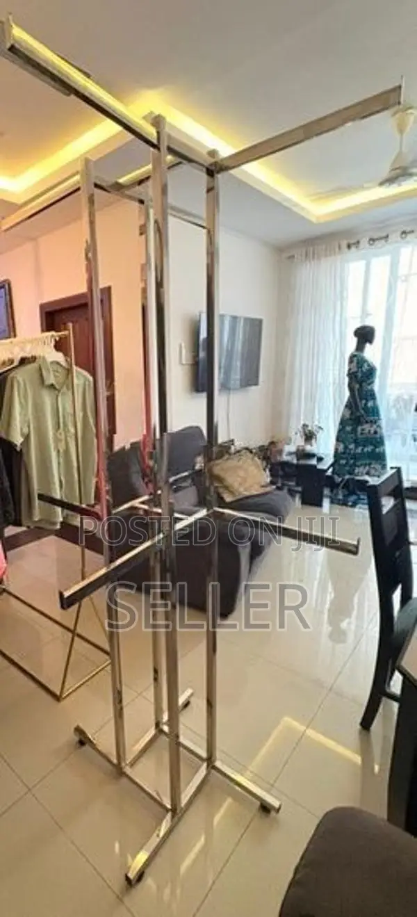 8 ways cloth rack