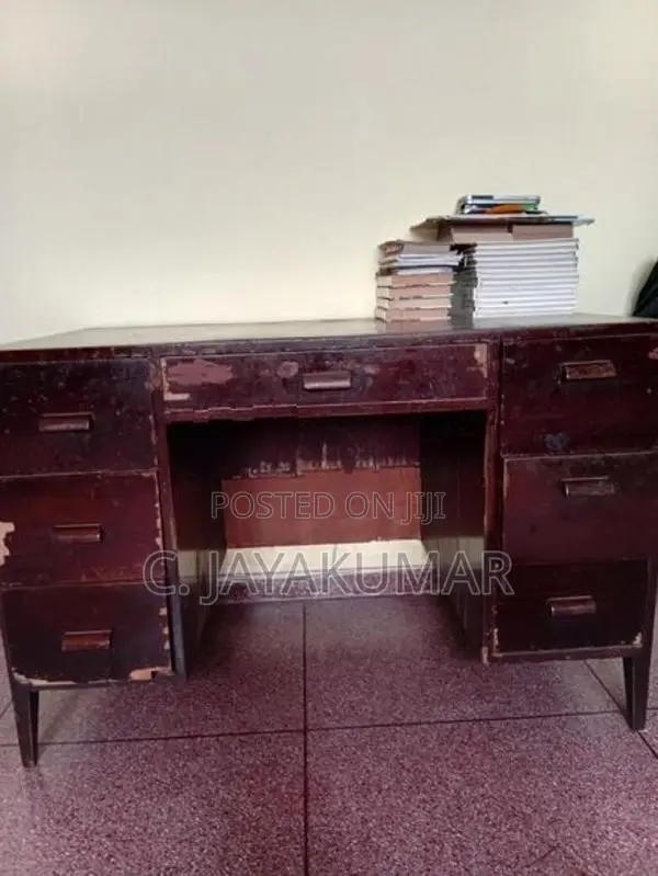 writing table