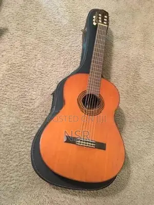 Yamaha G70 Japanese Classical Box Guitar