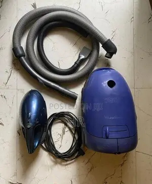 Vacuum Cleaner