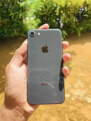 Apple iPhone 8 64 GB Black