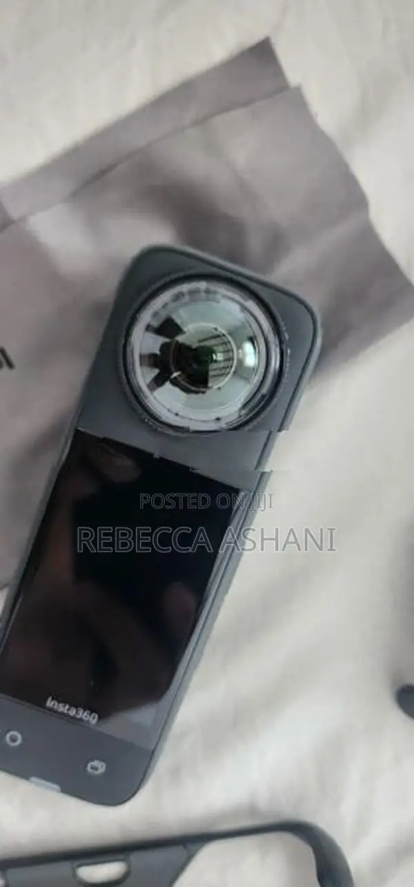 Insta 360 X4