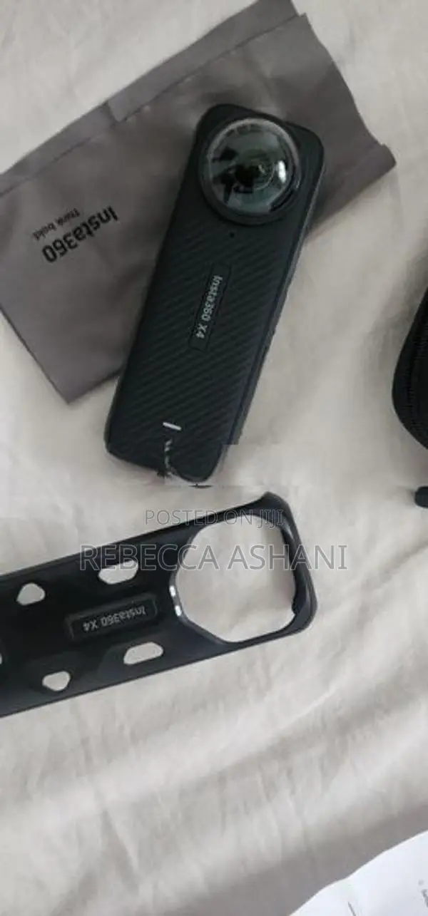 Insta 360 X4