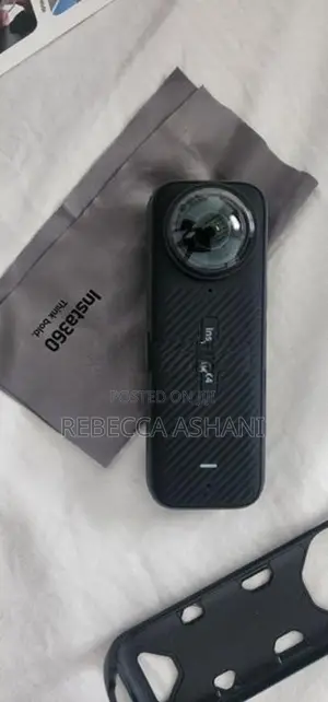 Insta 360 X4