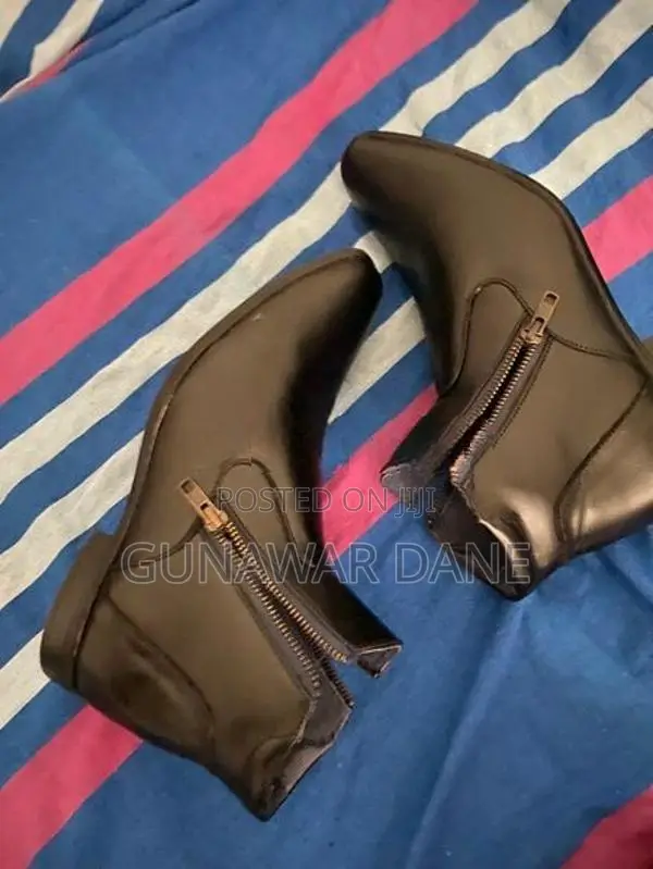 Formal Black Color Boots
