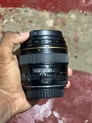 Canon 85 MM Lens