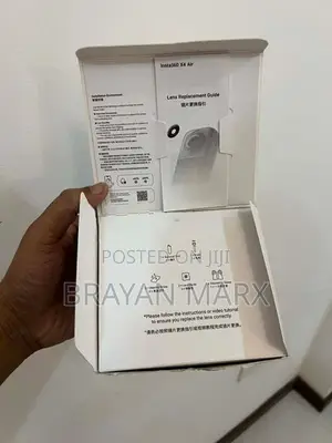 Insta360 X4 Air Starter Bundle