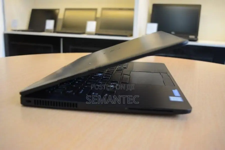 Dell Latitude 7480 i5 6th Gen / 8GB 256GB SSD