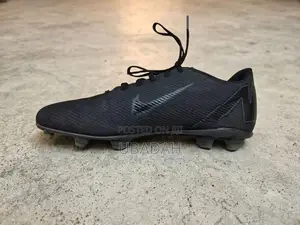 Nike Mercurial Vapor 16 Club MG Football Boot