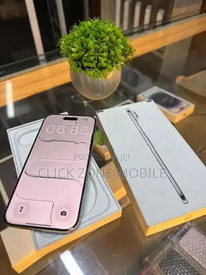 Apple iPhone Air 256GB (Used)